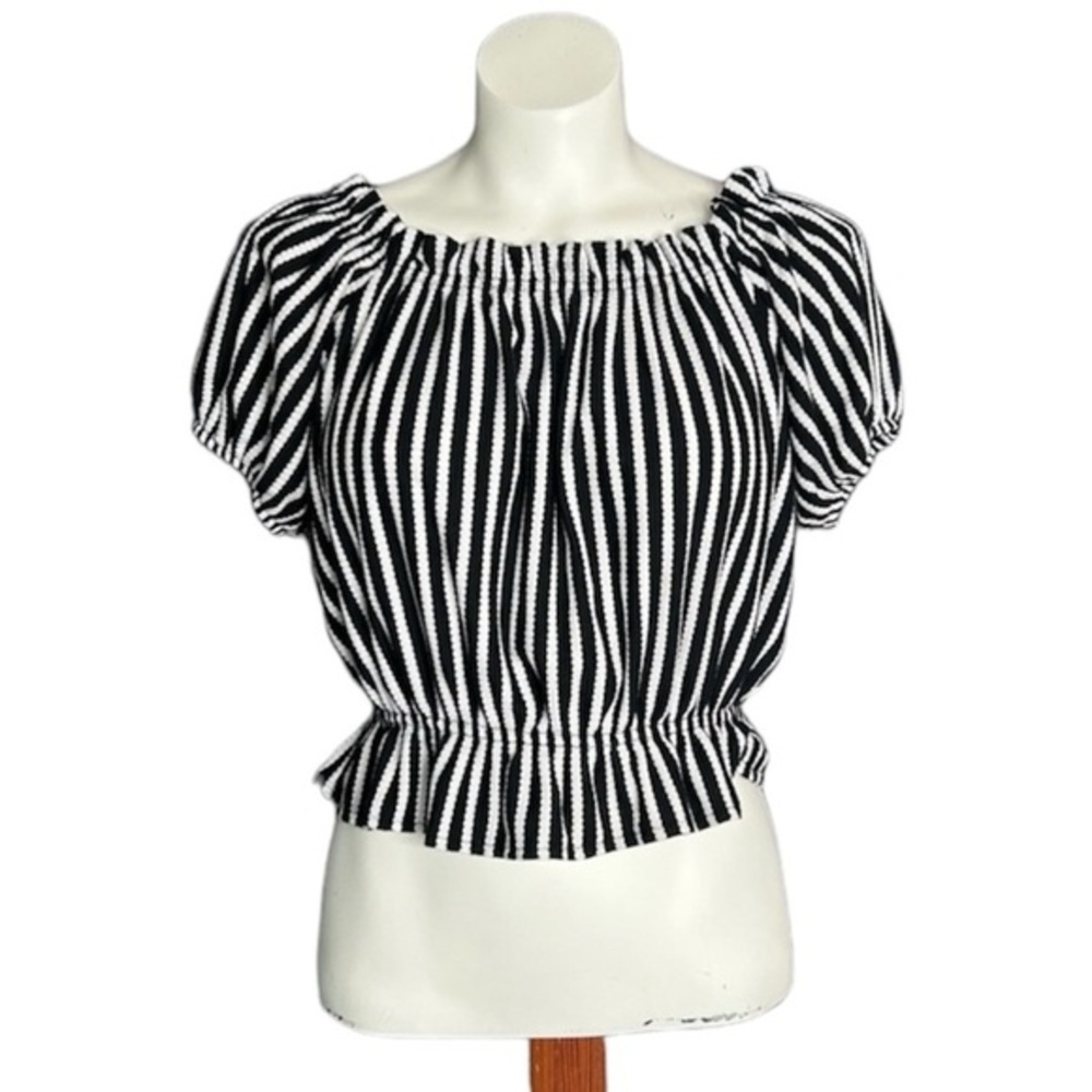 ✨4/$30 H&M  crop top